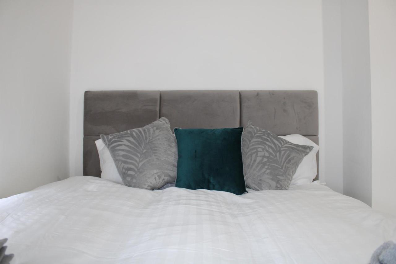 Beautiful, Spacious, Old Trafford Home Manchester Extérieur photo