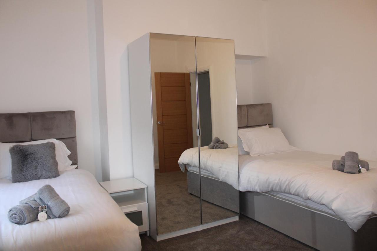 Beautiful, Spacious, Old Trafford Home Manchester Extérieur photo