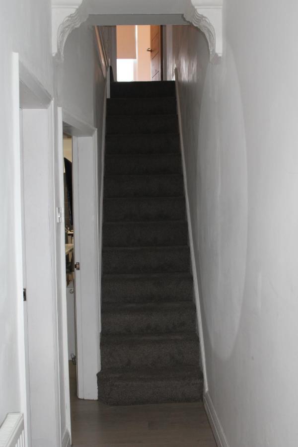 Beautiful, Spacious, Old Trafford Home Manchester Extérieur photo