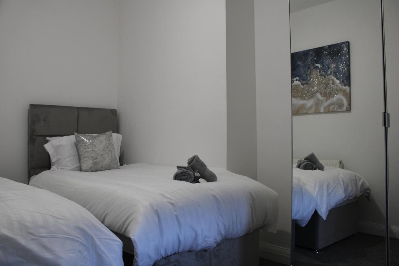 Beautiful, Spacious, Old Trafford Home Manchester Extérieur photo