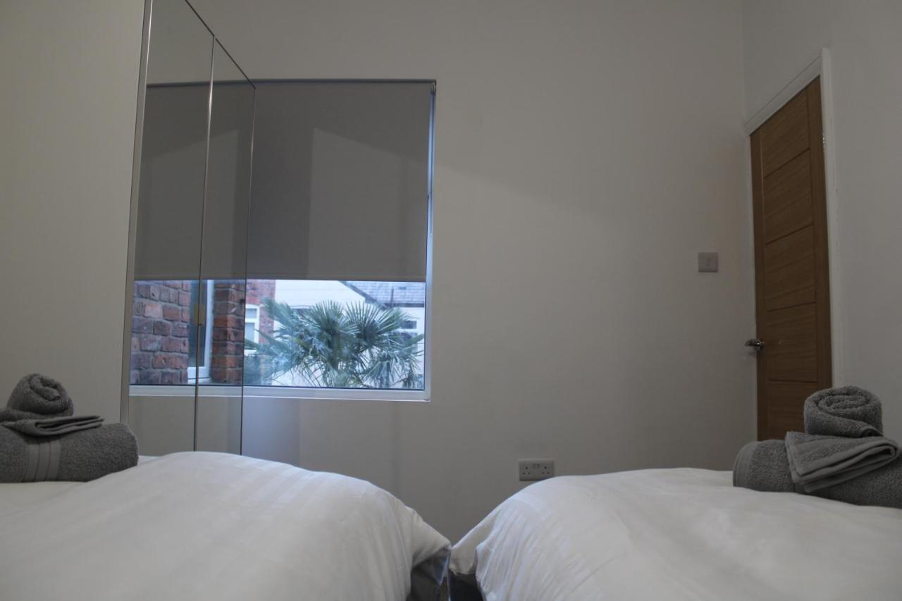 Beautiful, Spacious, Old Trafford Home Manchester Extérieur photo