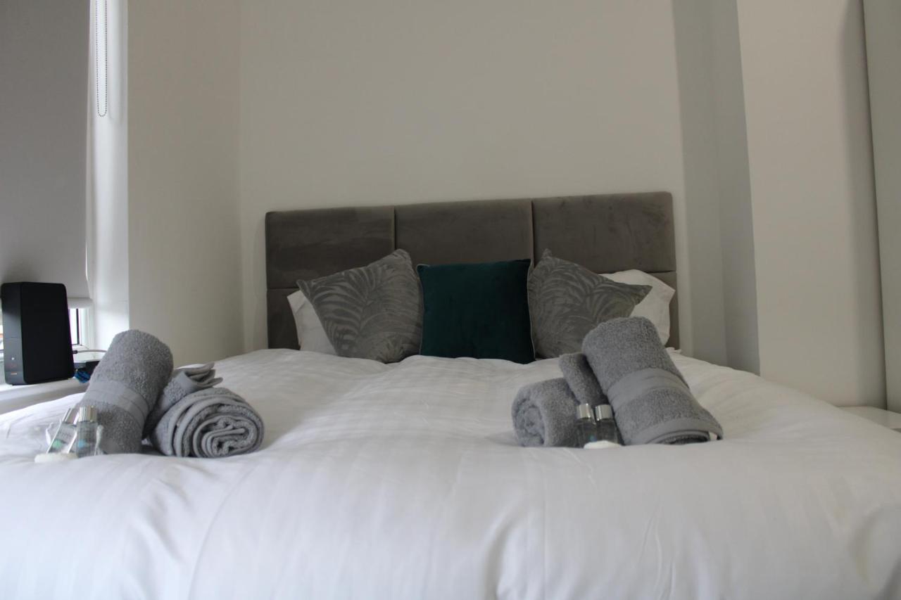 Beautiful, Spacious, Old Trafford Home Manchester Extérieur photo